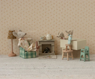 Jumeaux Bébés souris et leur boite assortie maileg coton en herbe chambre enfants