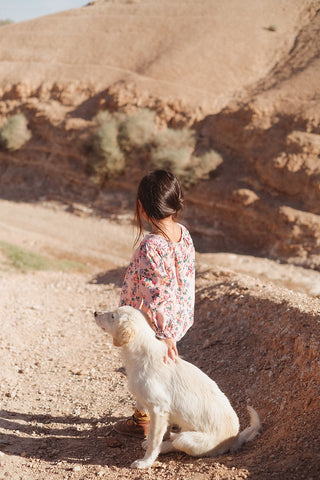 Blouse Mahina en velours rose fleuri Louise misha coton en herbe