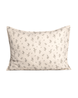 Housse de coussin fleurs linge de lit Garbo&friends coton en herbe