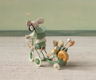 Chariot tricycle Souris menthe maileg coton en herbe jouets