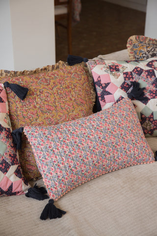 Housse de coussin Janet décoration maison Louise Misha coton en herbe