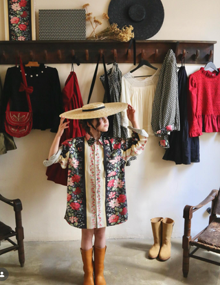 Chemise imprimé  dans son coffret assorti