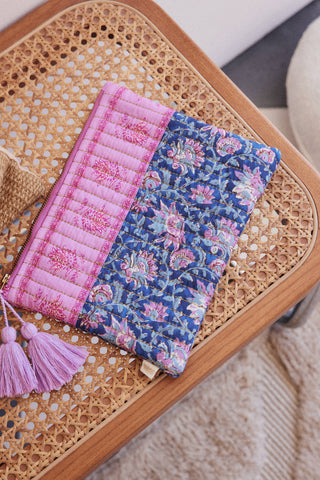 Pochette Domina bleu marine motif indien louise misha coton en herbe