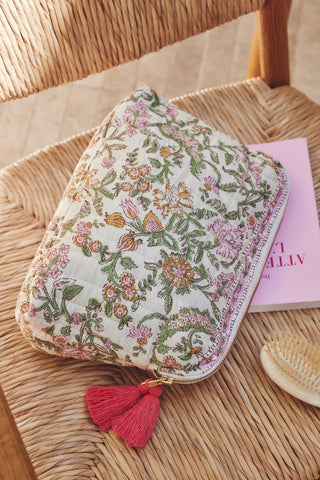 Pochette Teiki tissu indien vert Louise Misha coton en herbe