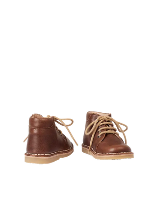 Vue arrière des bottes classiques en cuir naturel pour enfant, chez Coton en Herbe