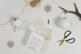 Kit decalco boule de Noël à personnaliser  chez Coton en Herbe
