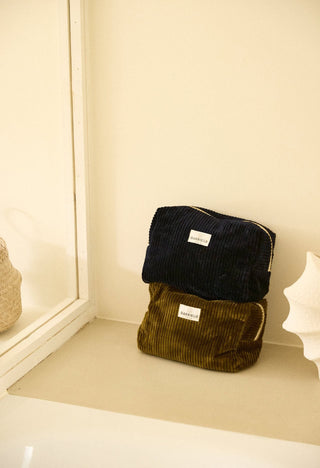 Trousse de toilette velours marine gabrielle paris coton en herbe