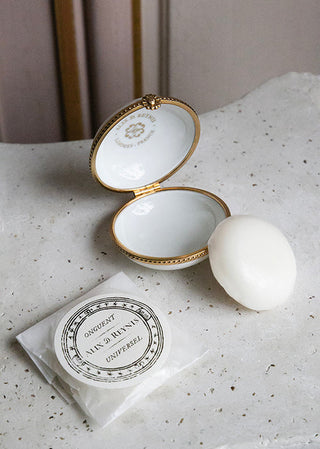 Recharges pour onguents parfumés Alix D. Reynis, création artisanale française proposée par la boutique Coton en Herbe.