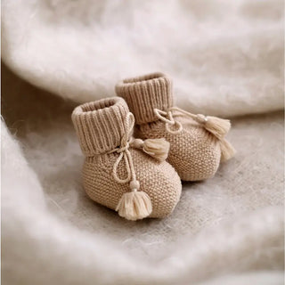 Chaussons bébé beige Gentil Coquelicot  chez Coton en Herbe