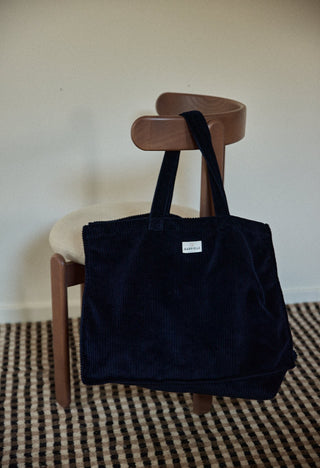 sac week-end velours bleu marine gabrielle paris coton en herbe