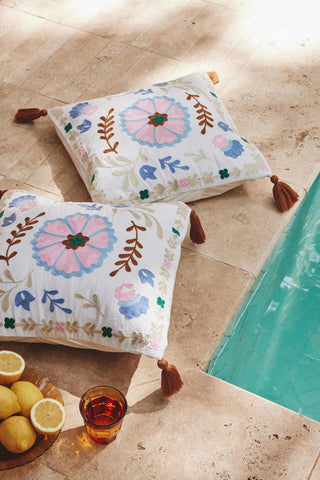 Housse de coussin Jimo broderie maison Louise misha coton en herbe