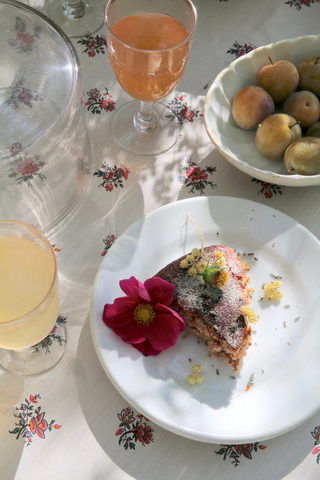 Nappe jardin fleuri