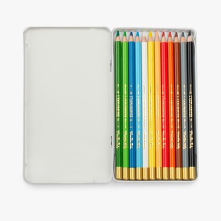 12 crayons de couleurs