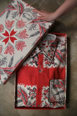Chemise imprimé  dans son coffret assorti