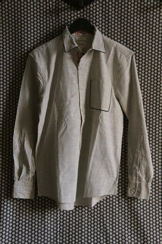 Chemise imprimé  dans son coffret assorti