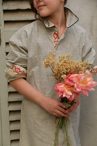 Chemise imprimé  dans son coffret assorti