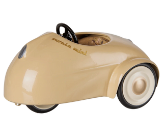 Voiture Souris sable