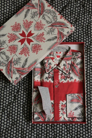 Chemise imprimé  dans son coffret assorti