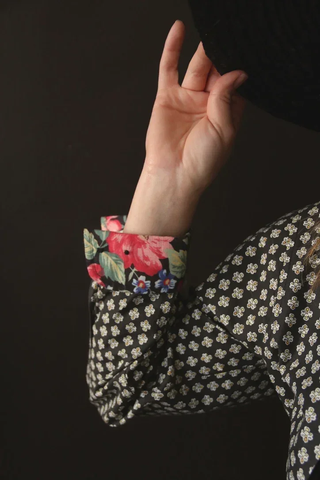 Chemise imprimé  dans son coffret assorti