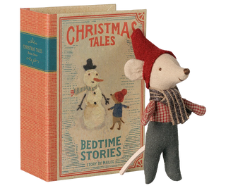Souris de Noël, Bébé dans son coffret livre
