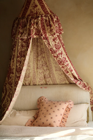 Taie matelassé jardin fleuri rose