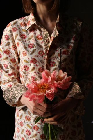 Chemise imprimé  dans son coffret assorti