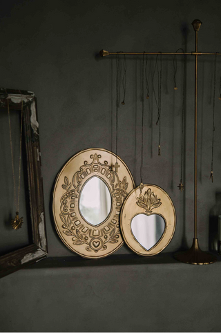 Miroir Romance doré signé Boncoeurs, chez Coton en Herbe