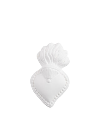 Sculpture à parfumer Palet Ex Voto en porcelaine blanche signée Alix D. Reynis, création délicate et symbolique proposée par la boutique Coton en Herbe.