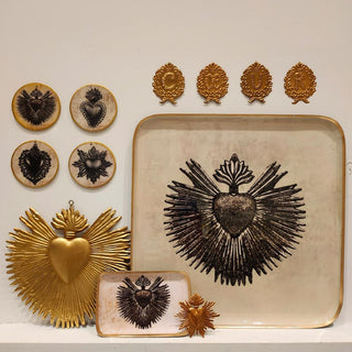 Pampille coeur sacré en métal doré signée Boncoeurs, création artisanale inspirée du ciel et de la lumière, proposée par la boutique Coton en Herbe.