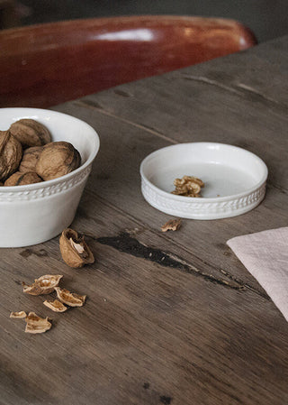Petite coupelle Empire en porcelaine blanche Alix D Reynis boutique Coton en Herbe