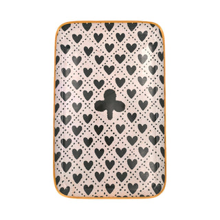 Plateau Rectangulaire Les Cœurs en métal doré signé Boncoeurs, création artisanale poétique et symbolique, célébrant l’amour et la lumière, proposée par la boutique Coton en Herbe.