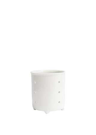 Pot à éponge en céramique blanche Alix D. Reynis, pièce artisanale au charme français, proposé par la boutique Coton en Herbe.