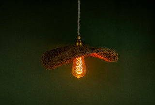 Suspension N°1 en fibre de coco signée Atelier Bouillant, sélection Coton en Herbe.