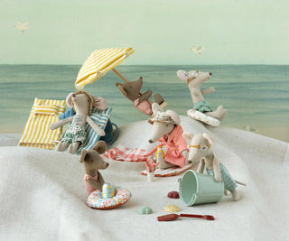 Ensemble plage, Grand frère souris Maileg chez Coton en Herbe
