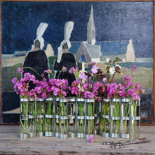 Vase d'avril petit tsétsé coton en herbe